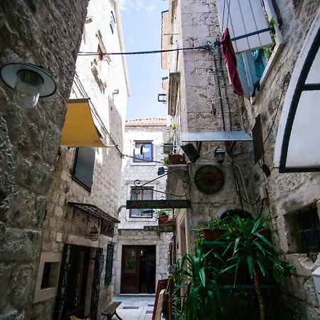 Apartman Apartment & Room Ursa Trogir