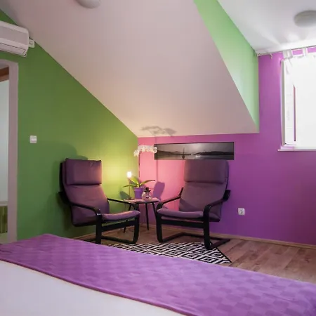 & Ursa * تروغير