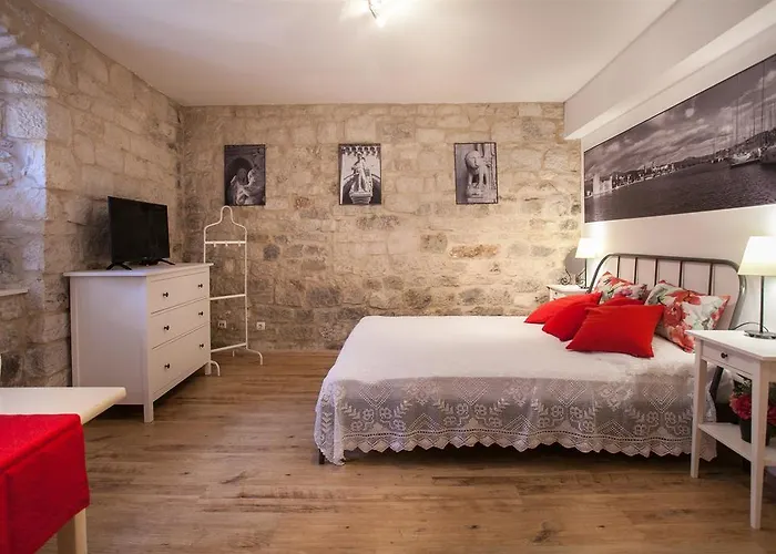 Appartement & Ursa *