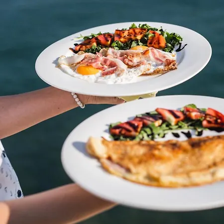 & Ursa Apartman Trogir