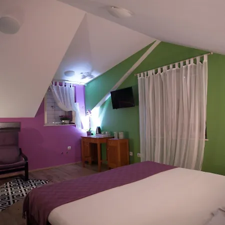 Apartman & Ursa Trogir